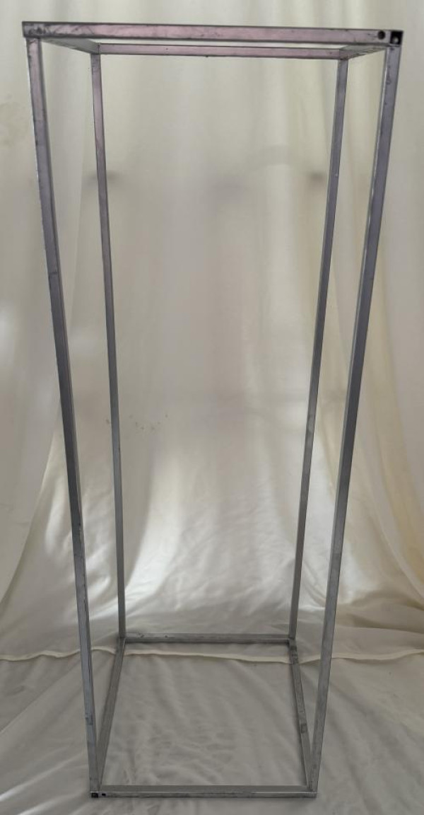 Silver Column Pedestal Stand