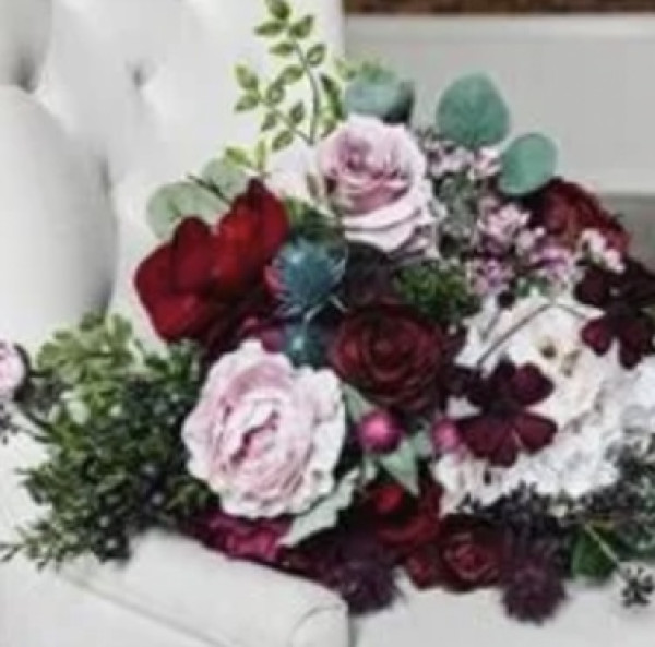 Midwest Moody Flower Centerpiece