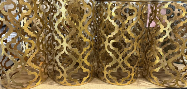 Gold candle cylinder stand